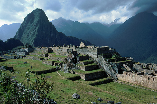 Легендарный город инков Мачу Пикчу в Перу (Machu Picchu)<br />
