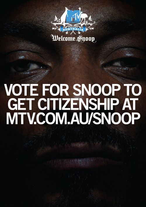 акция призывает граждан Австралии проголосовать за предоставление австралийского гражданства для Снуп Догга