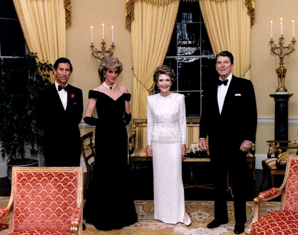 Принц Чарльз и Принцесса Диана в гостях у семьи Рейганов в Белом Доме в Вашингтоне