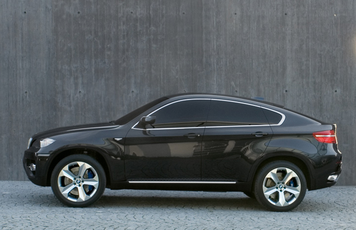 BMW X6 Concept side