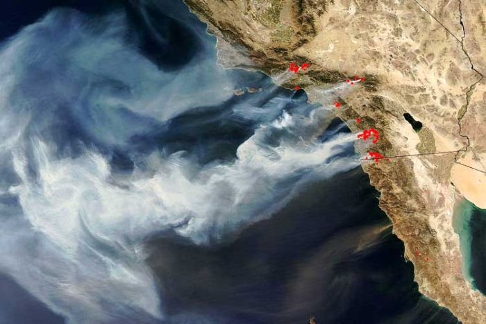 спутниковое фото пожаров в калифорнии