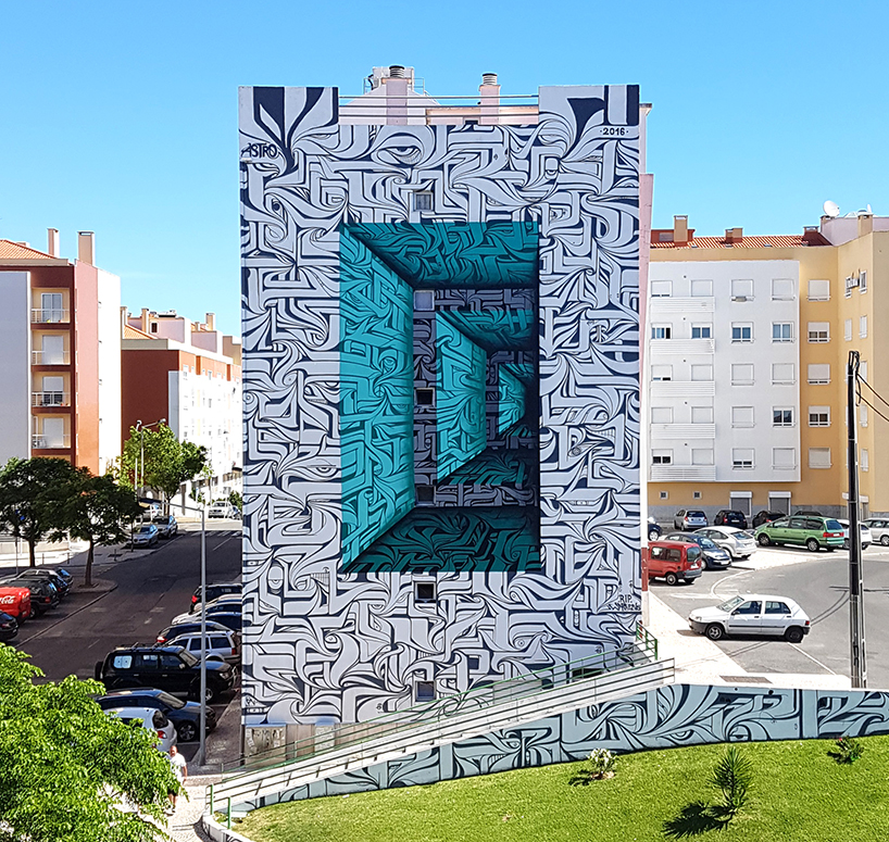 Граффити трехмерного тоннеля на фасаде дома в Португалии