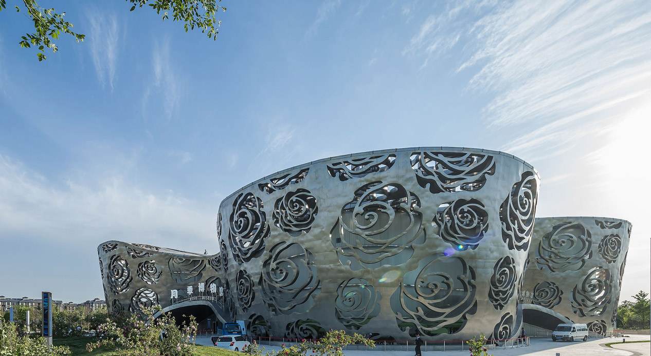 Фасад Музея роз в Пекине