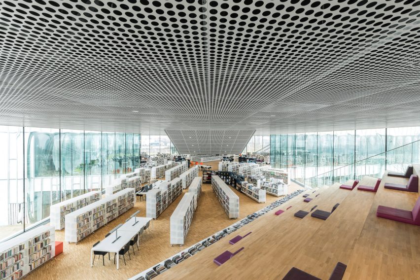Новая библиотека на севере Франции