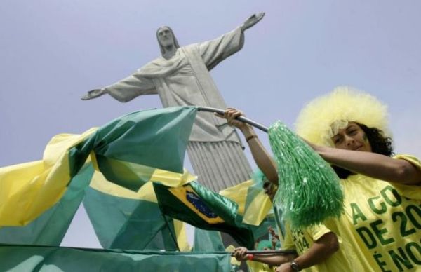rio celebrates brazil becomes the home of world cup 2014g