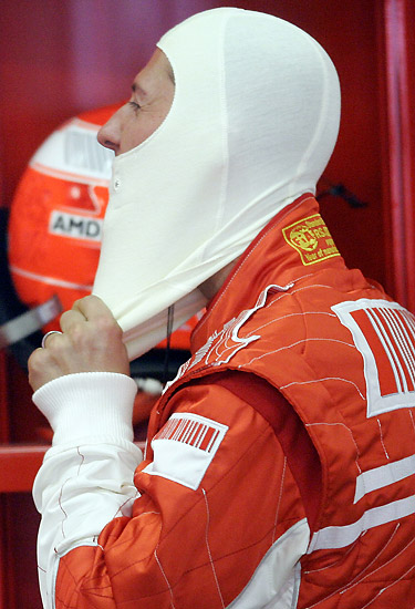 Formel 1 Schumi wieder im Ferrari