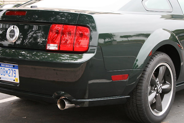 Официально Ford Mustang Bullitt будут продавать только на территории США и Канады по цене 31 тысяч