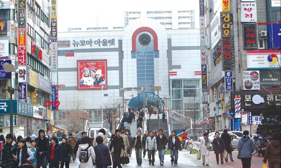 gangnam_station_seoul.jpg