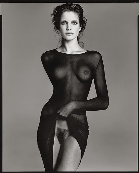 avedon_stephanieseymour_commedegarcons_1992.jpg