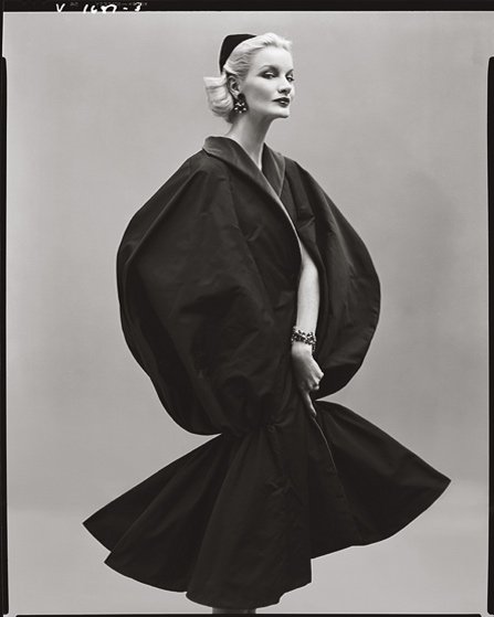 avedon_sunnyharnett_jeandesses_1954.jpg