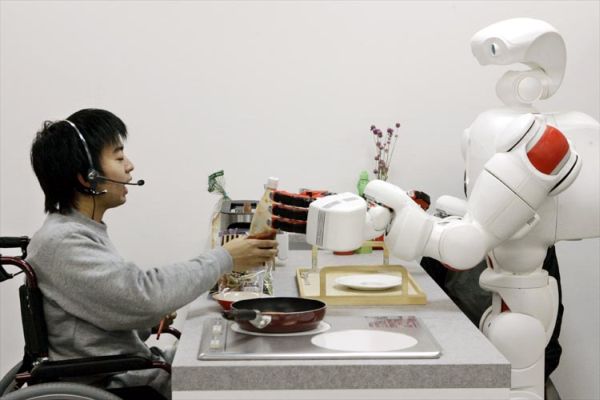 японцы изобрели человекоподобный робот