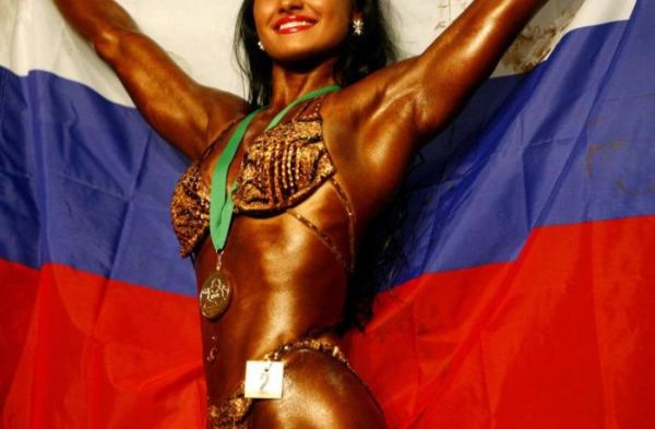 победительница - чемпионат по бодибилдингу в венгрии
