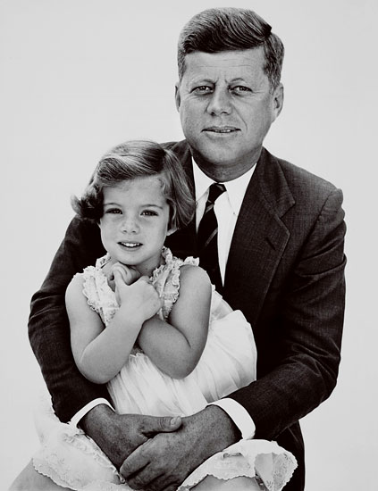 johnfkennedy_caroline_richardavedon.jpg
