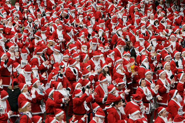 Santa record attempt in Derry