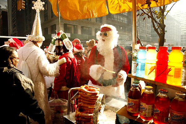 santa claus gather in new york