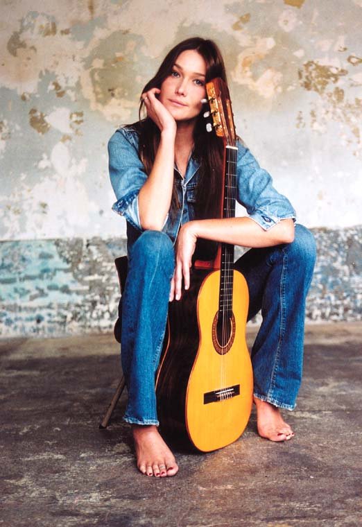 carla bruni casual