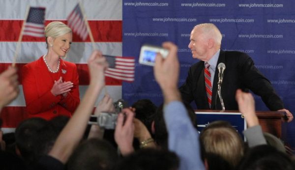 john mccaine and cindy mccaine celebrating victory in new hampshire