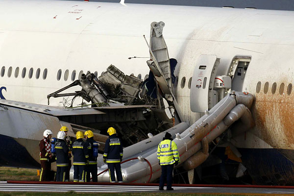 boeing-777 crash at heathrow airport