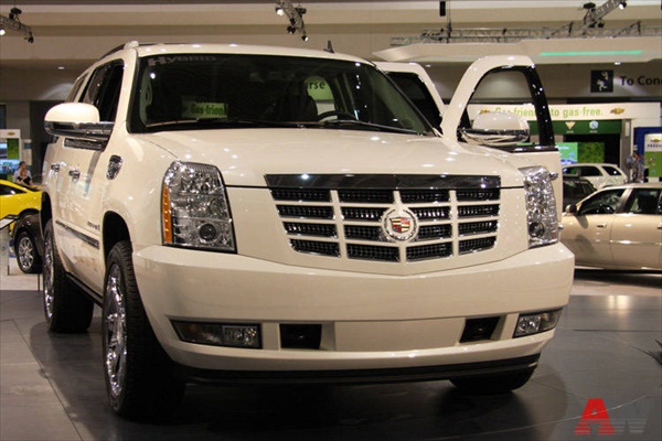 cadillac_escalade.jpg