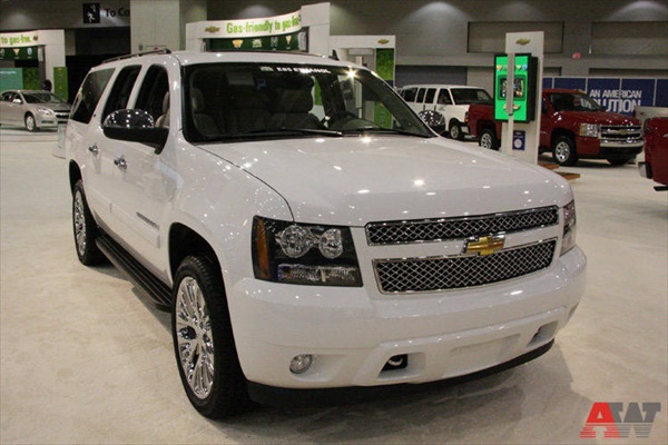 chevrolet_suburban.jpg