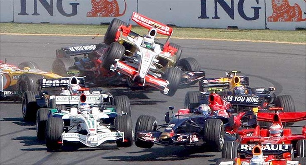 australian_formula1_crash.jpg