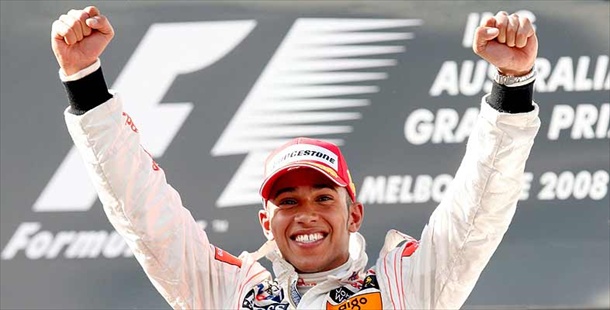 Льюис Хэмилтон выиграл первую гонку Формулы-1