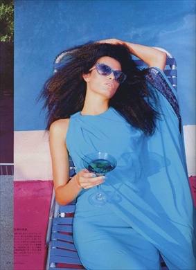 isabelifontana_by_terry_voguenippon2008may05_preview.jpg