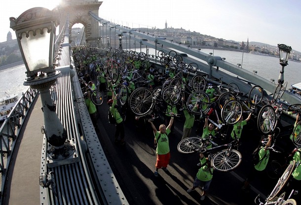 велопробега Critical Mass, проводимый в поддержку прав велосипедистов