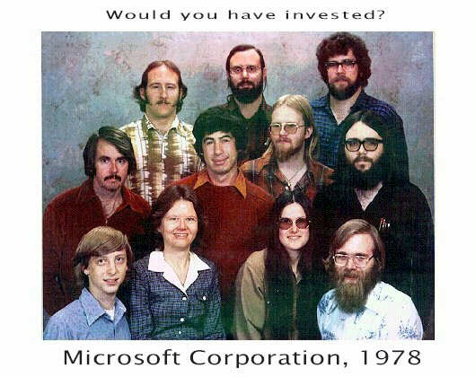 сотрудники Microsoft во главе с Биллом Гейтсом в 1978 году