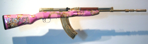 АК-47 Versace