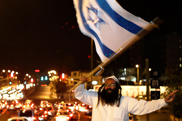 Празднование 60-летия Израиля вчера ночью в Тель-Авиве