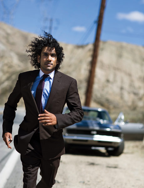 lost_naveen_andrews_esquire01.jpg