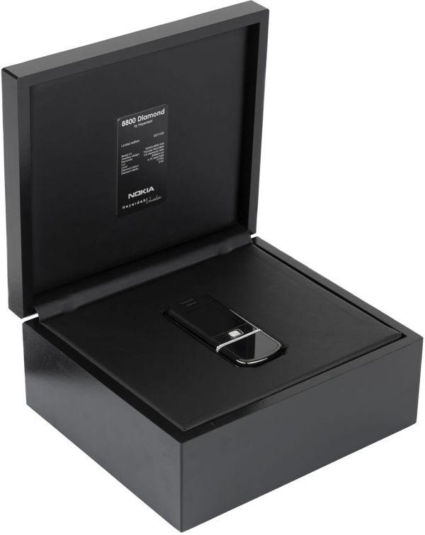 телефон Nokia 8800 Arte инкрустированный бриллиантами