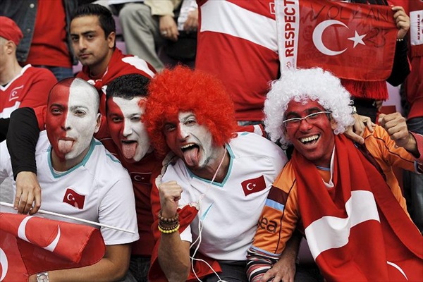 турецкие фанаты