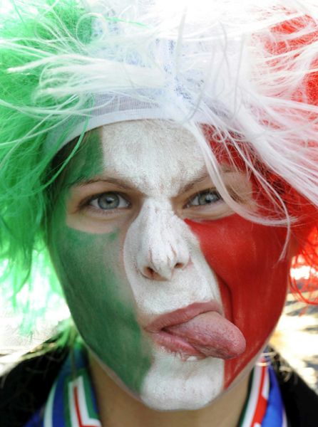 euro2008_italian_fans06.jpg