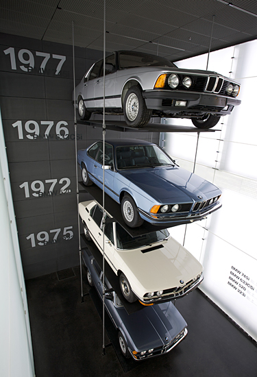 в Мюнхене открылся музей BMW, в котором публика может ознакомиться с прошлым, настоящим и будущем