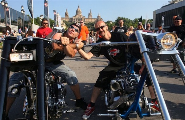 harley_davidson_barcelona_105_anniversary_open_road_tour08.jpg