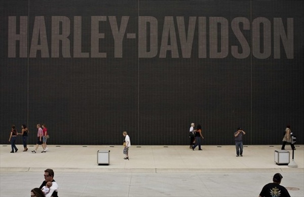 milwaukee_harley_davidson_museum06.jpg