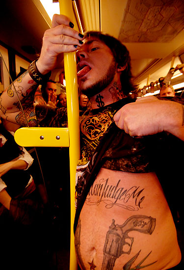 underground_catwalk_berlin_fashion_week07.jpg