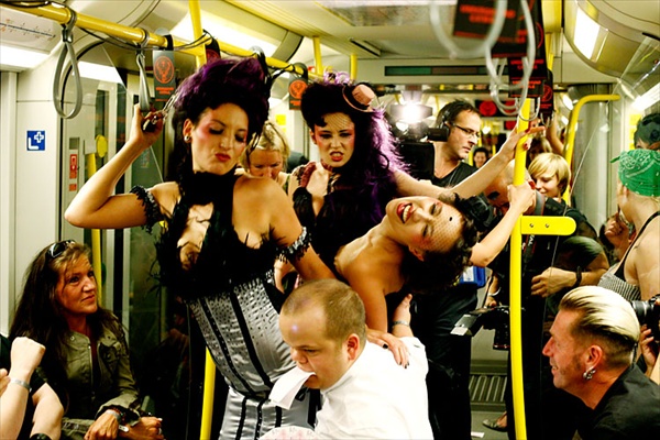 underground_catwalk_berlin_fashion_week09.jpg