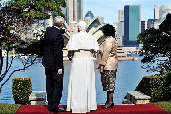 Папа Римский с премьер-министром Австралии - Кевин Радд