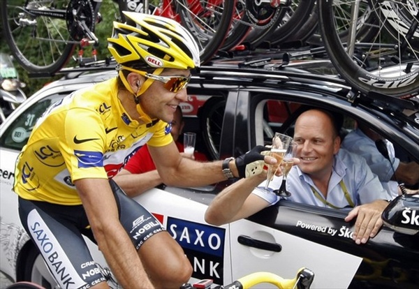 Карлос Састре победитель Тур де Франс 2008