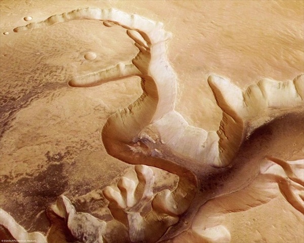 Каньон Эха на Марсе