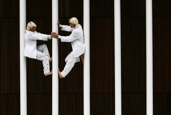 fringe_festival_ceasar_twins_acribatic_show2.jpg