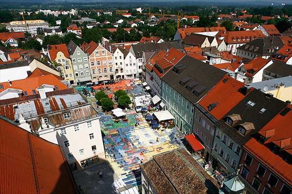 Weilheim Marienplatz, копия картины Кандинского с высоты птичьего полета
