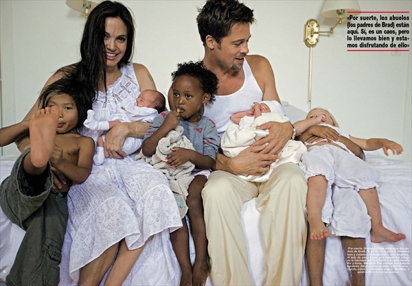 Angelina Jolie Brad Pitt family altogether