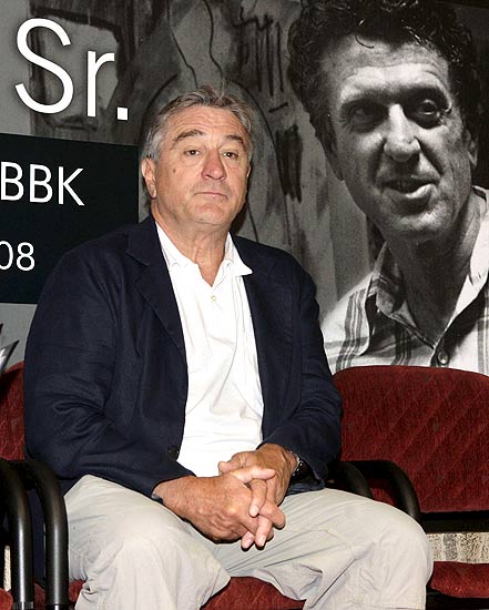 Роберт Де Ниро 65 лет, Robert De Niro celebrates 65 anniversary