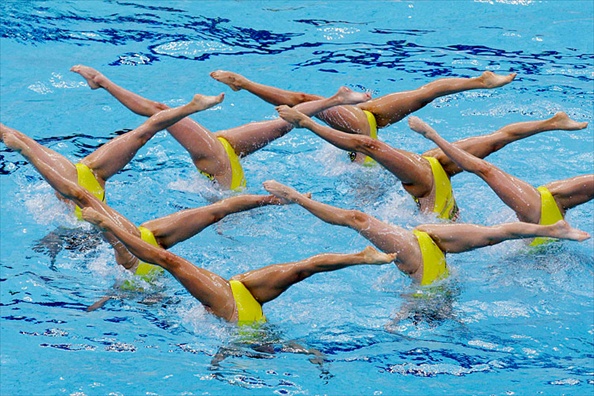 synchronised_swimming_japan_team.jpg