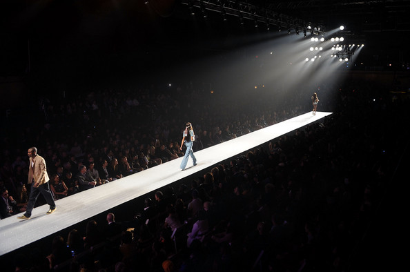 newyork_fashion_week_baby_phat05.jpg