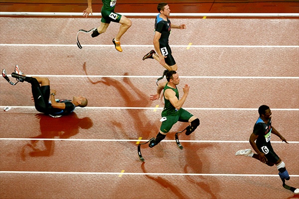 paralympics_running_oskar_pistorius_south_africa_2nd_place.jpg